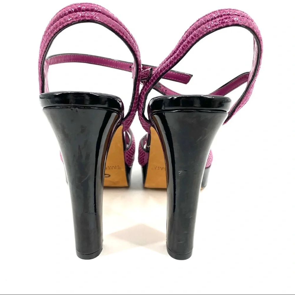 WHBM purple snakeskin print platform heels 🎁🎁